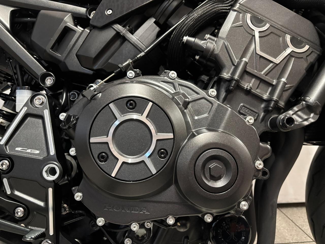 Honda CB 1000 R Black Edition