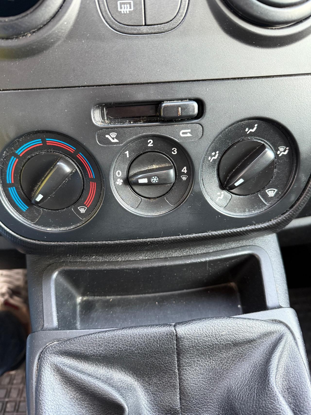 Fiat Qubo 1.4 8V 77 CV Dynamic Natural Power