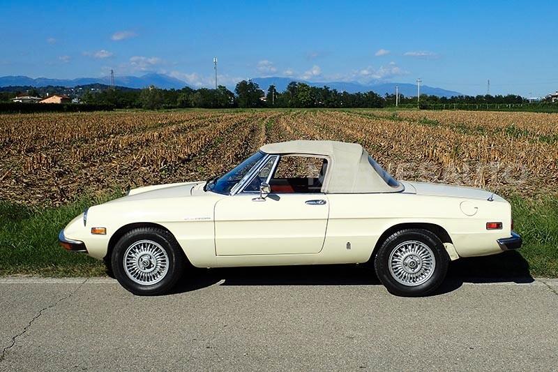 Alfa Romeo Spider 2.0 Veloce