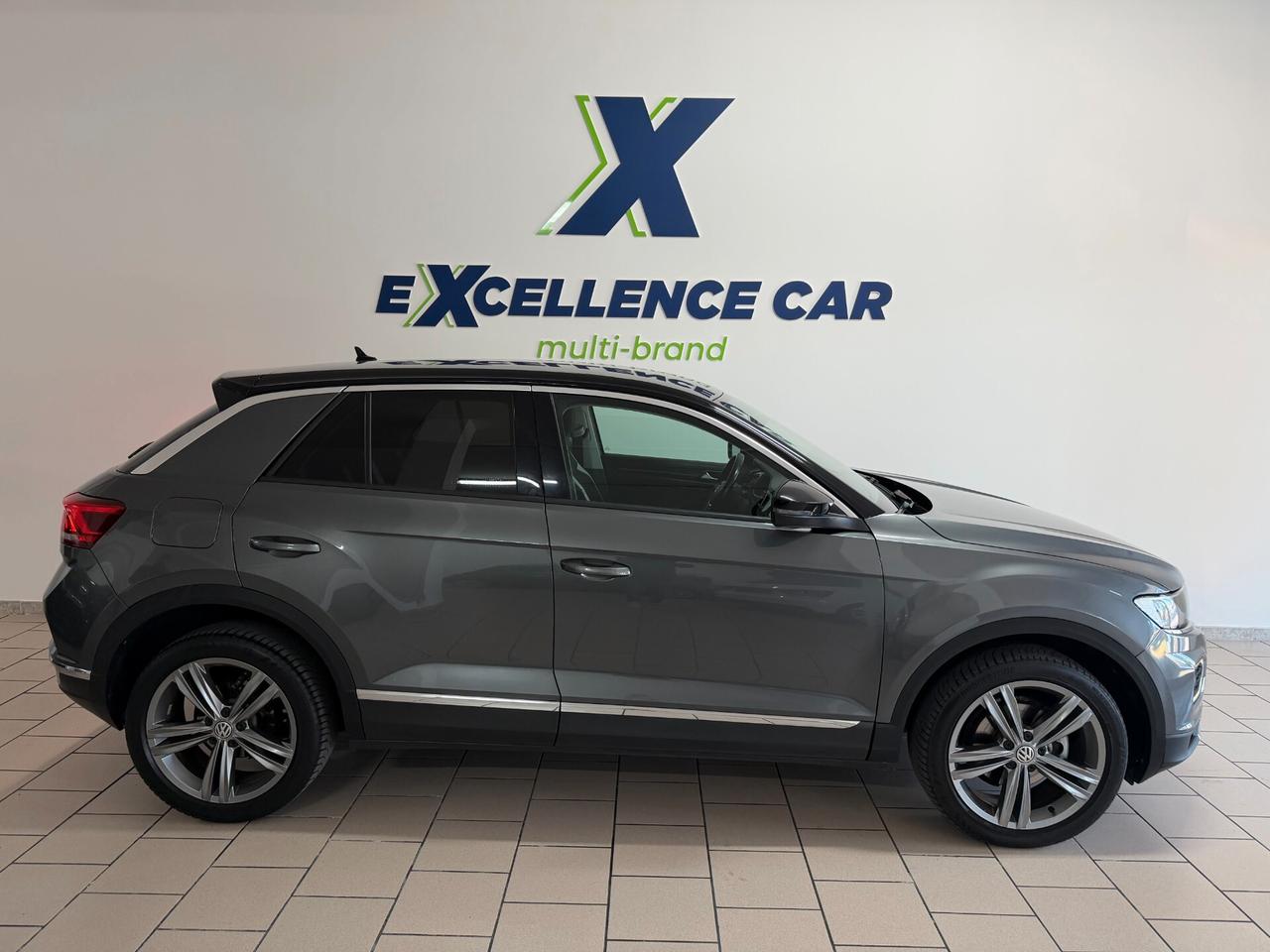 Volkswagen T-Roc 1.6 TDI 116CV SCR R-LINE 17" LED/CAMERA/NAVI