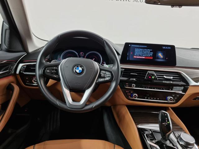 BMW 520 d xDrive Touring Luxury