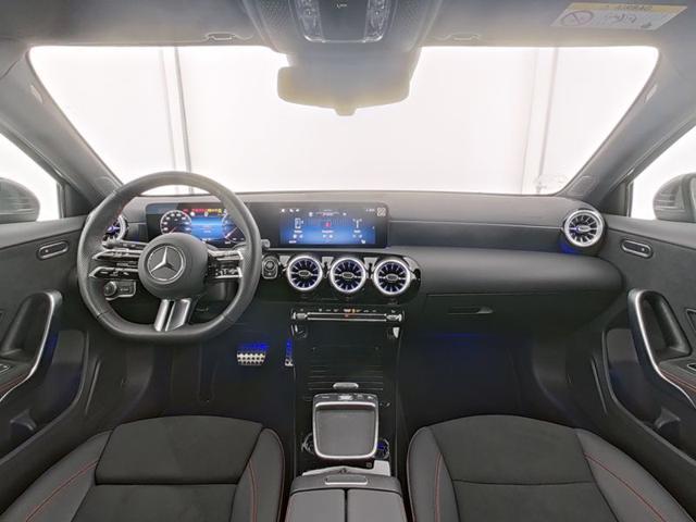 MERCEDES-BENZ A 180 Automatic AMG Line Advanced Plus