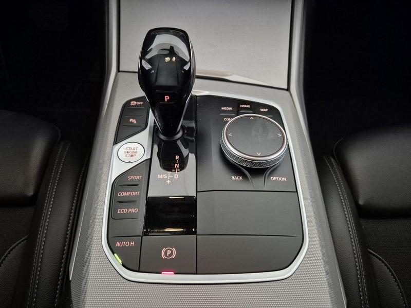 BMW Serie 3 G21 2019 Touring Diese 320d Touring mhev 48V Msport auto