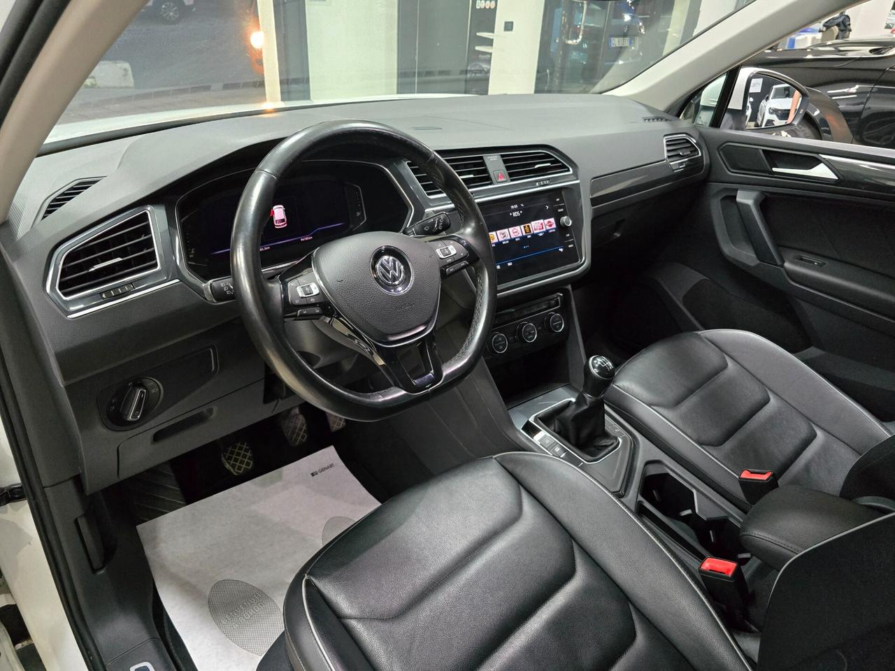 Volkswagen Tiguan 1.6 TDI SCR R line BlueMotion