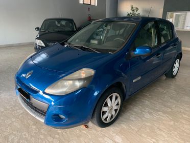 Renault Clio 1.2 16V 5 porte Automatica Dynamique