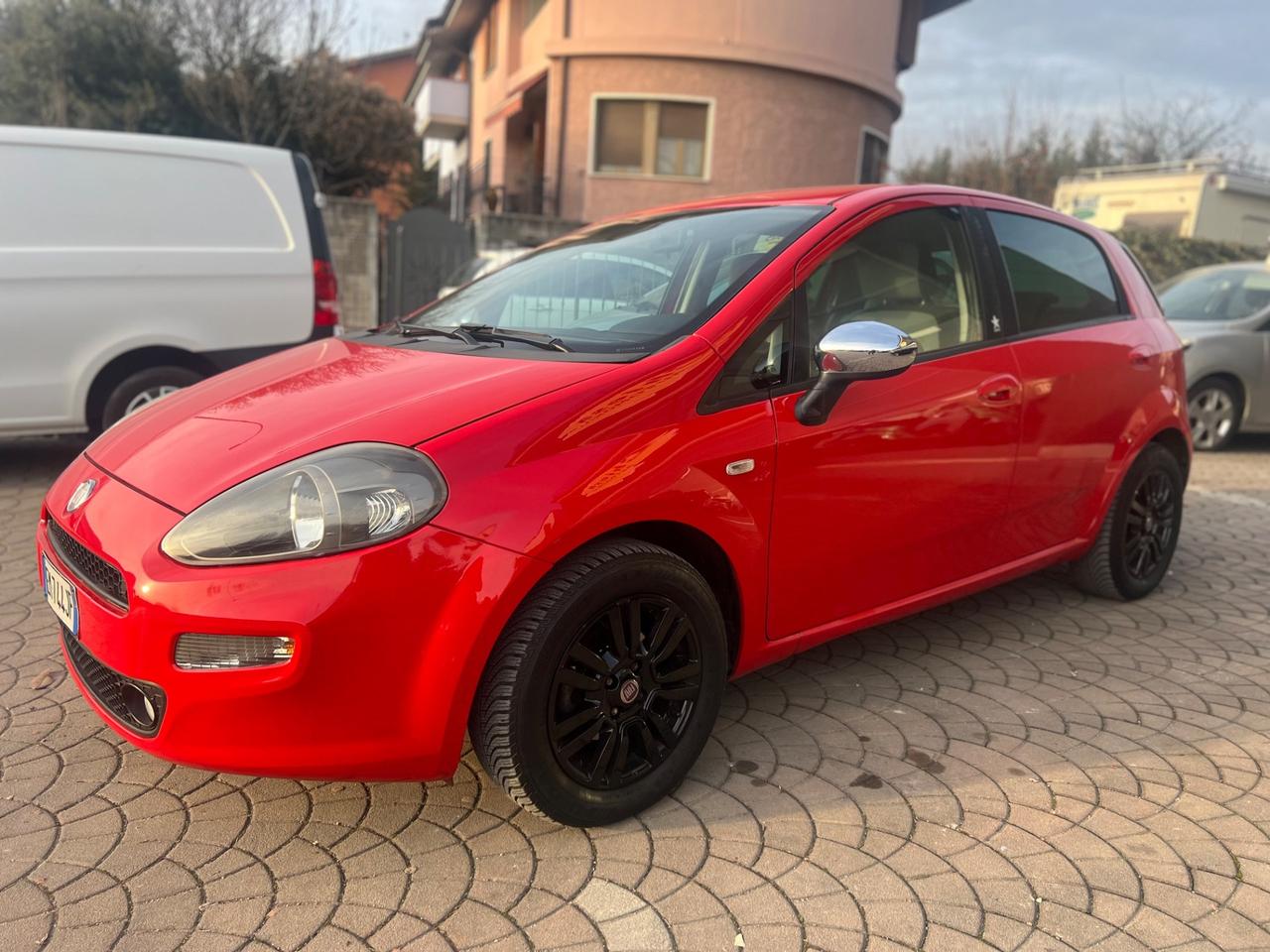 Fiat Punto 1.2 benz per NEOP - GARANZIA 12 MESI