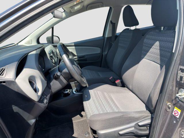 TOYOTA Yaris Yaris 1.0 5 porte Active