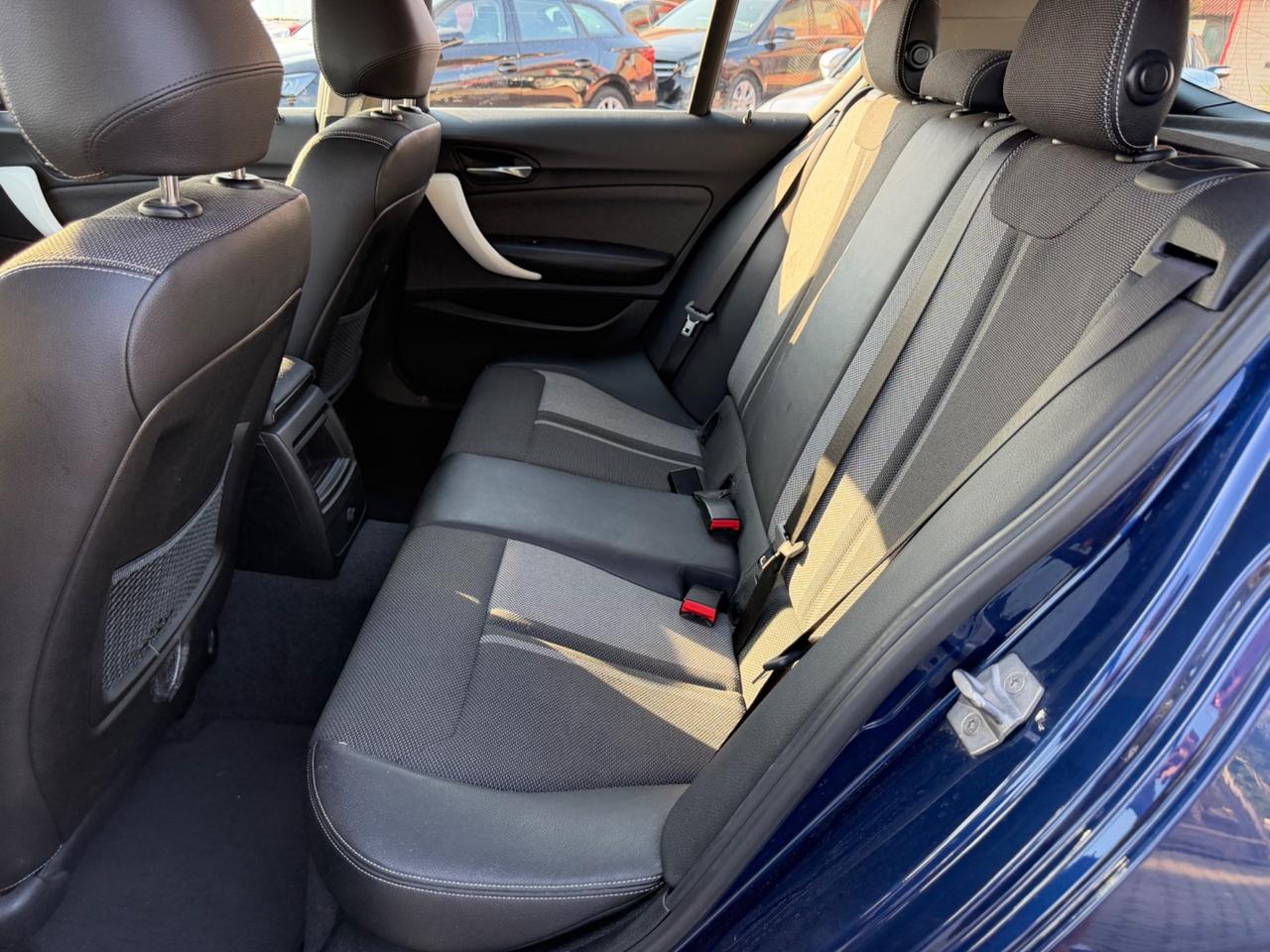Bmw 120 120d 5p. Urban