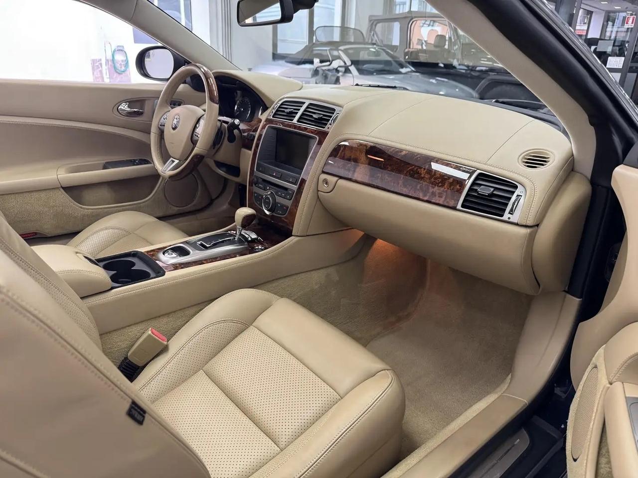 Jaguar XK 4.2 V8 Convertibile