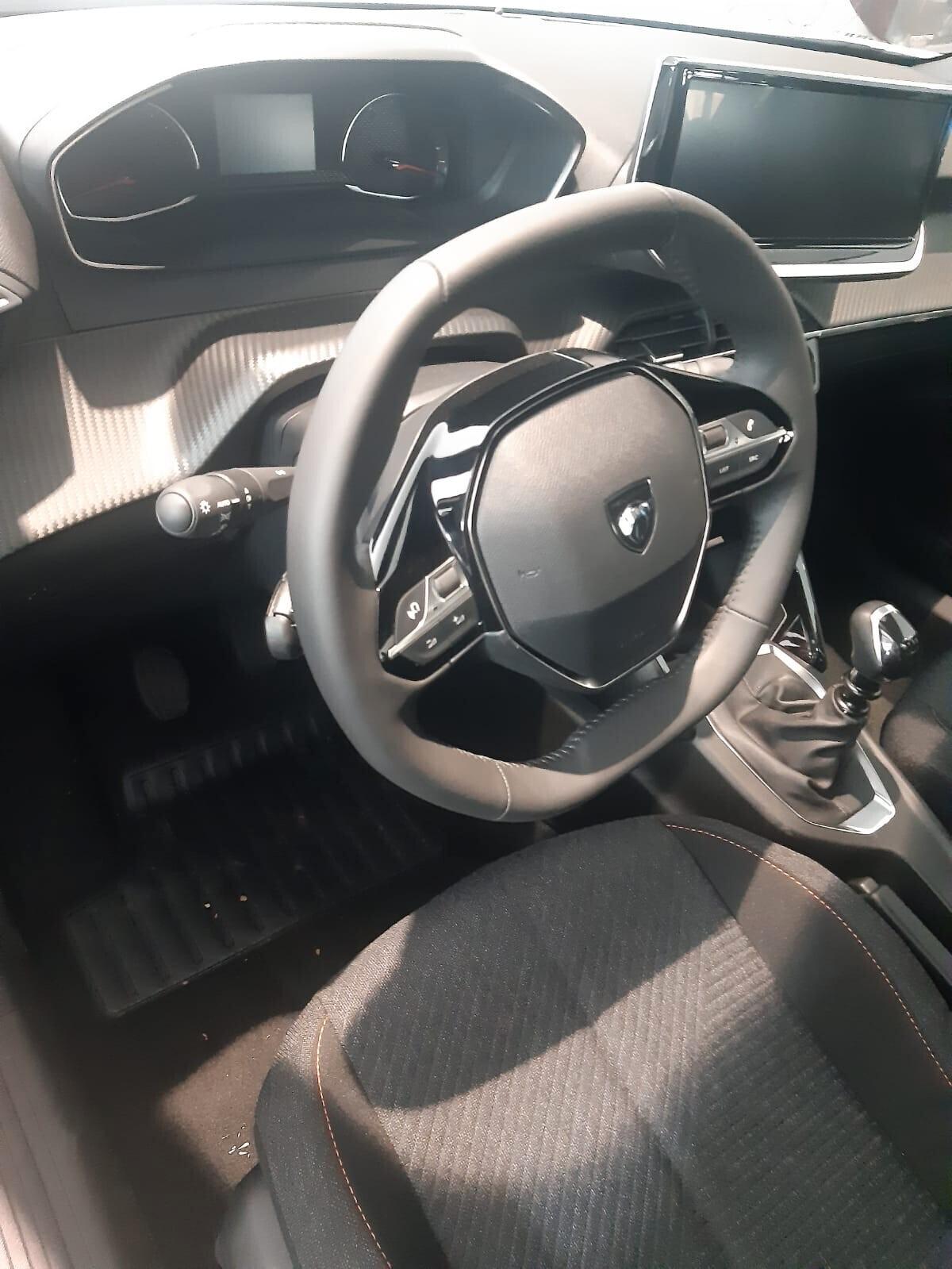 Peugeot 2008 PureTech 100 S&S Style