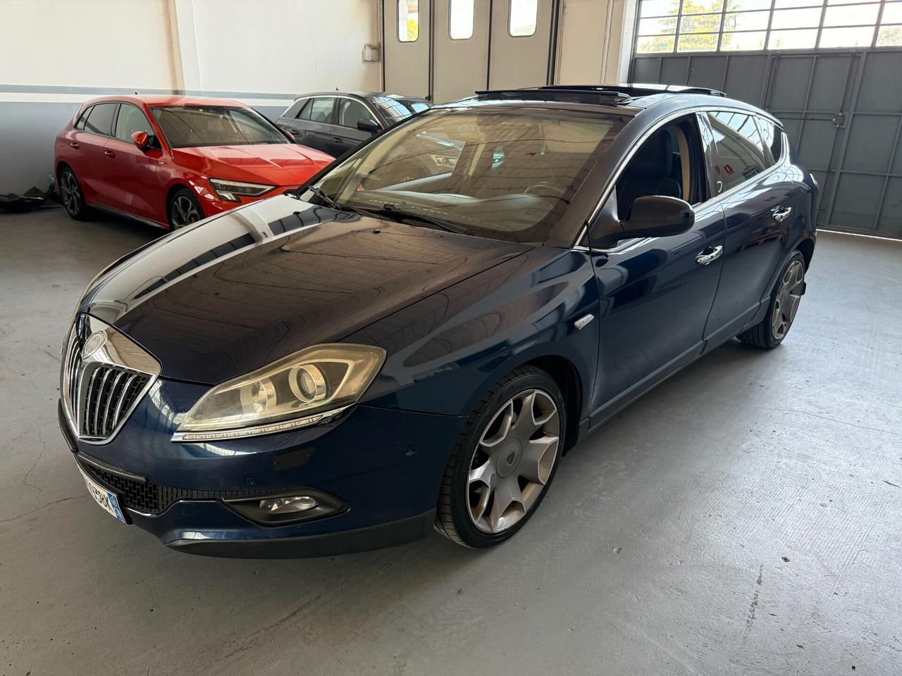 LANCIA DELTA EXECUTIVE FULL OPTIONAL