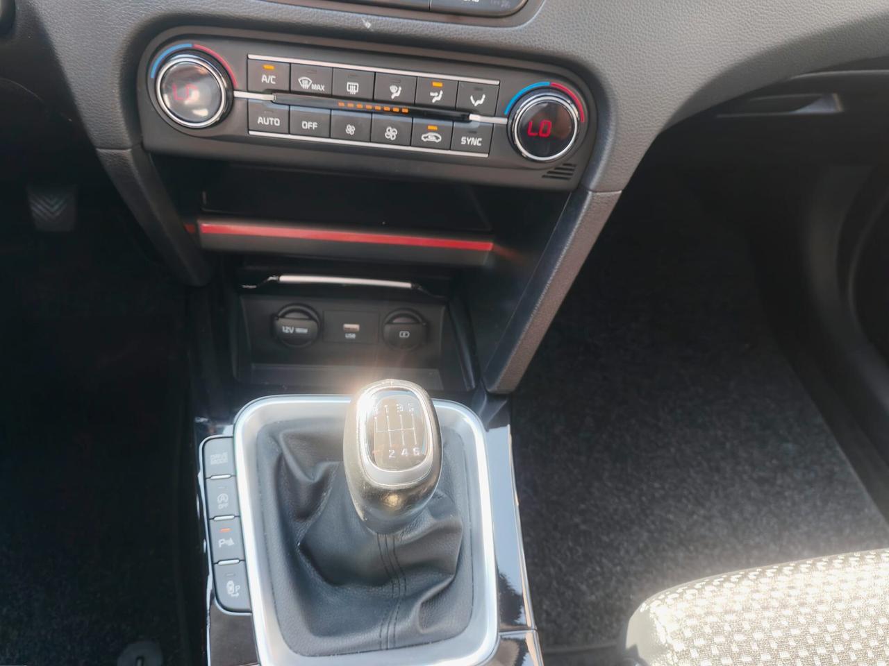 Kia XCeed 1.6 CRDi 136 CV MHEV iMT Style