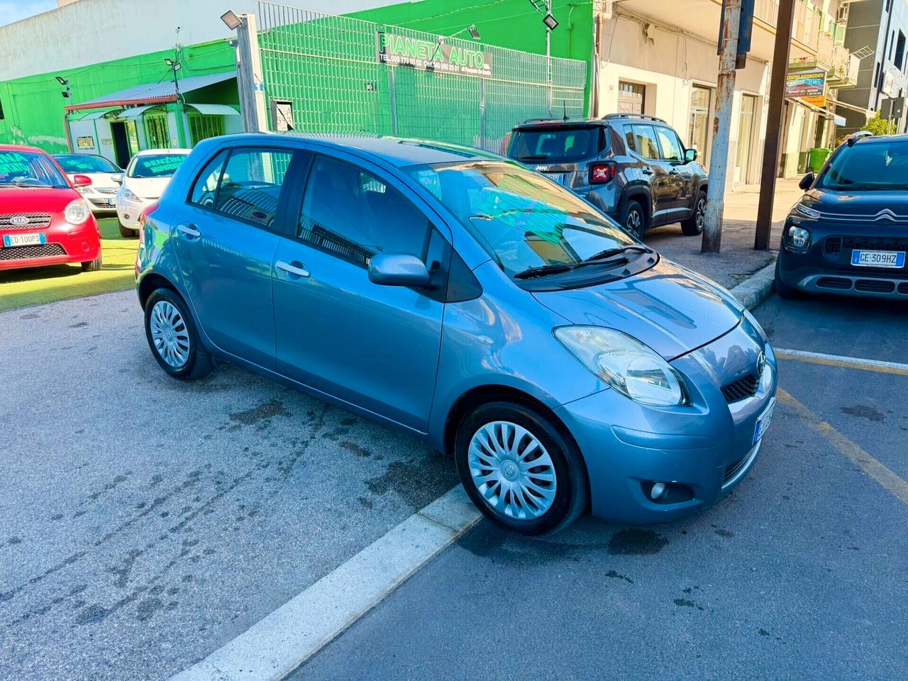 Toyota Yaris 1.0 5 porte Sol - Anno 2011 - Neopatentato
