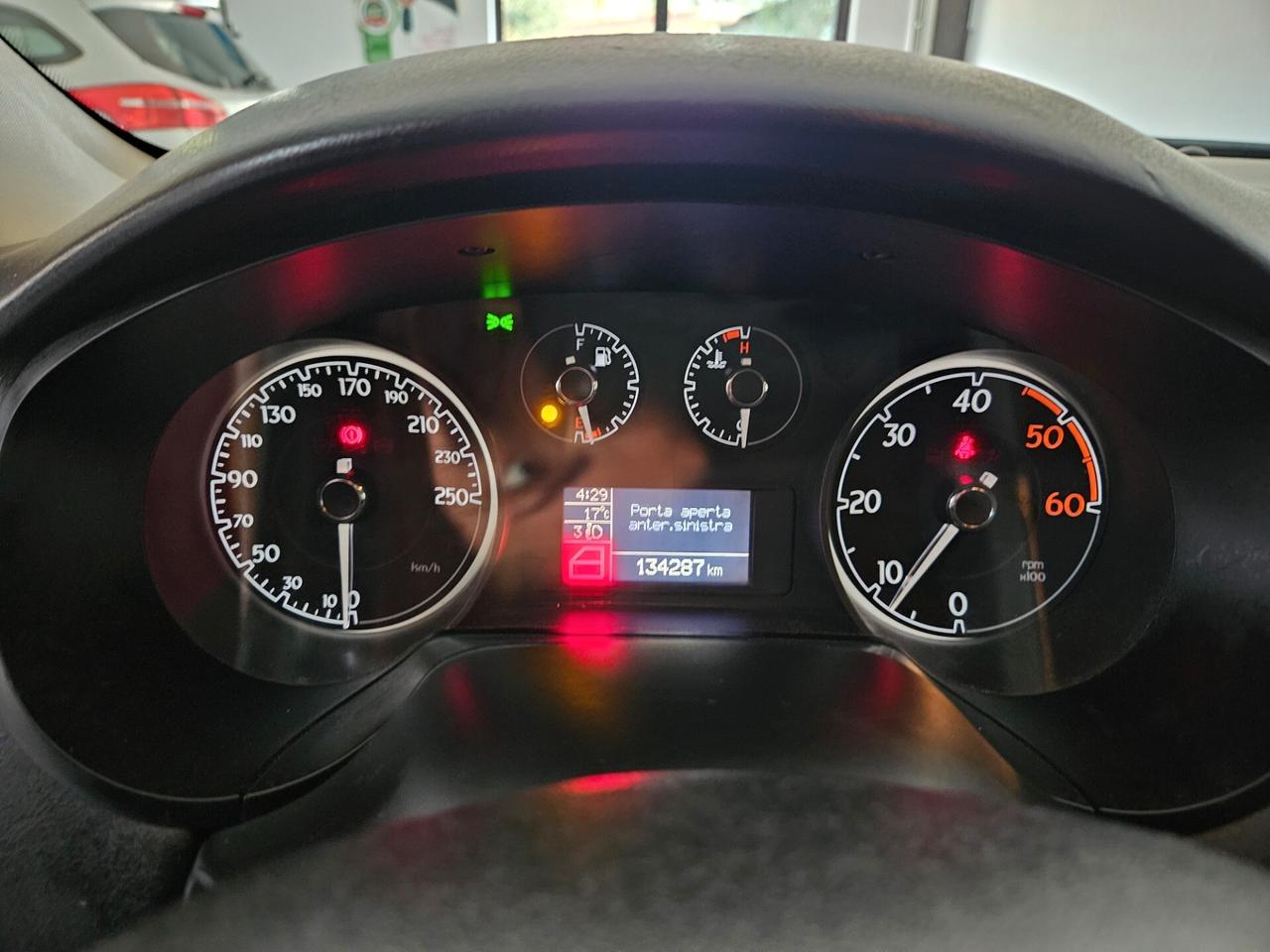 Lancia Delta 1.6 MJT DPF Silver