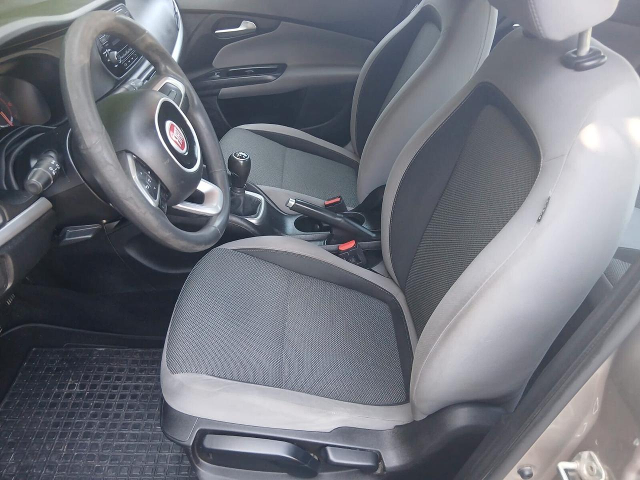 Fiat Tipo 1.6 Mjt 4 porte Lounge