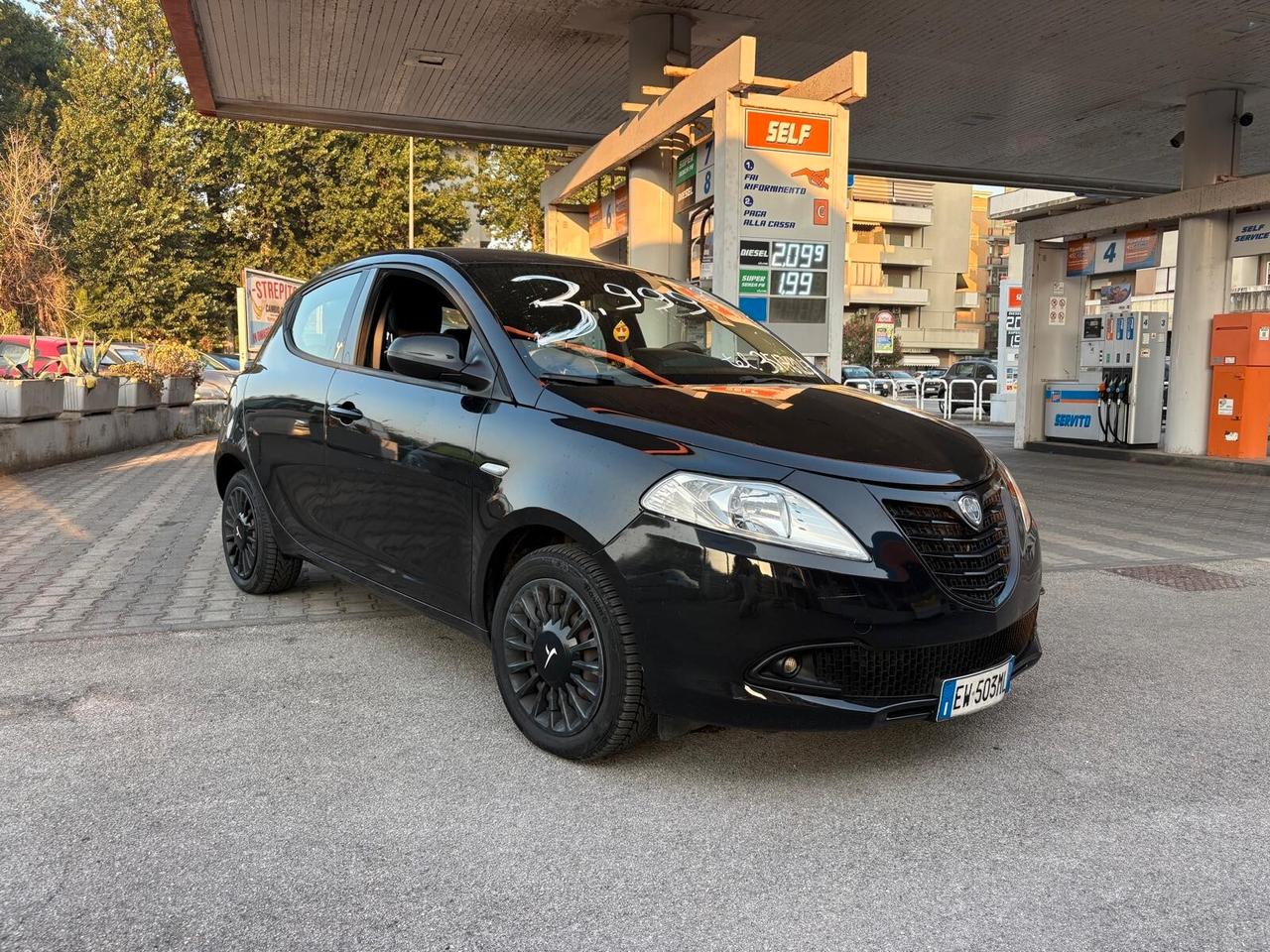 Lancia Ypsilon 1.2 69 CV 5 porte GPL Ecochic Elefantino