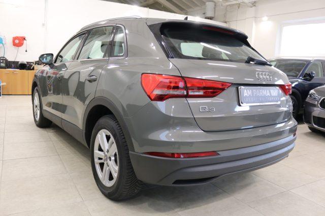 AUDI Q3 2.0 TDI 150 CV S tronic Business