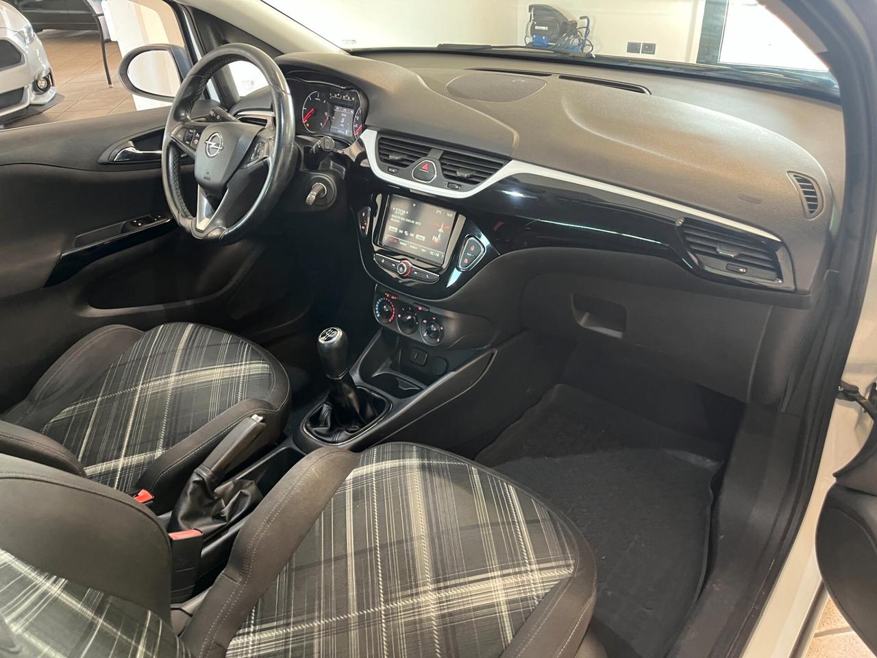 Opel Corsa 1.3 CDTI ecoFLEX 95CV Start&Stop Coupé b-Color