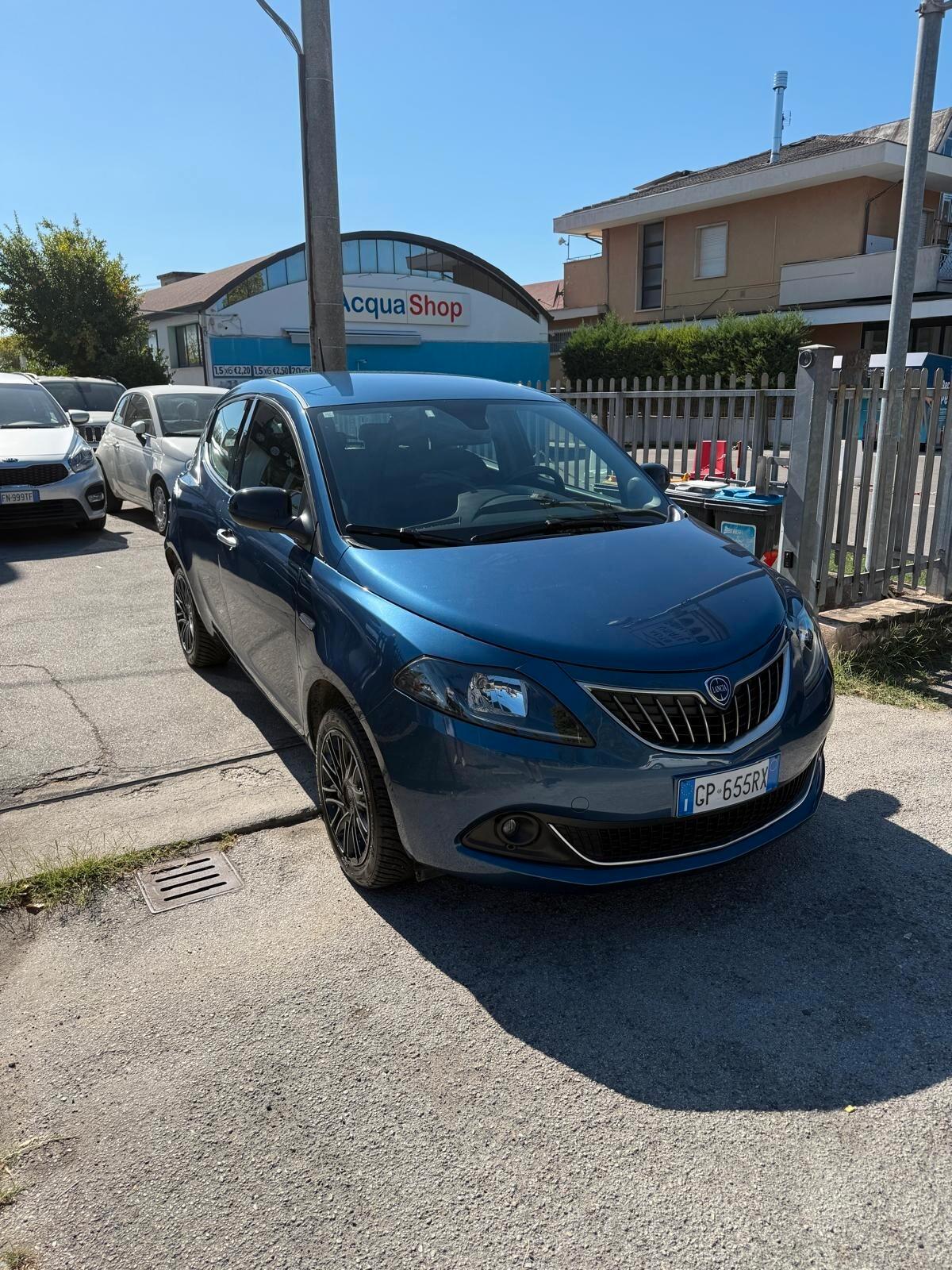 Lancia Ypsilon 1.2 69 CV 5 porte GPL Ecochic NESSUN VINCOLO