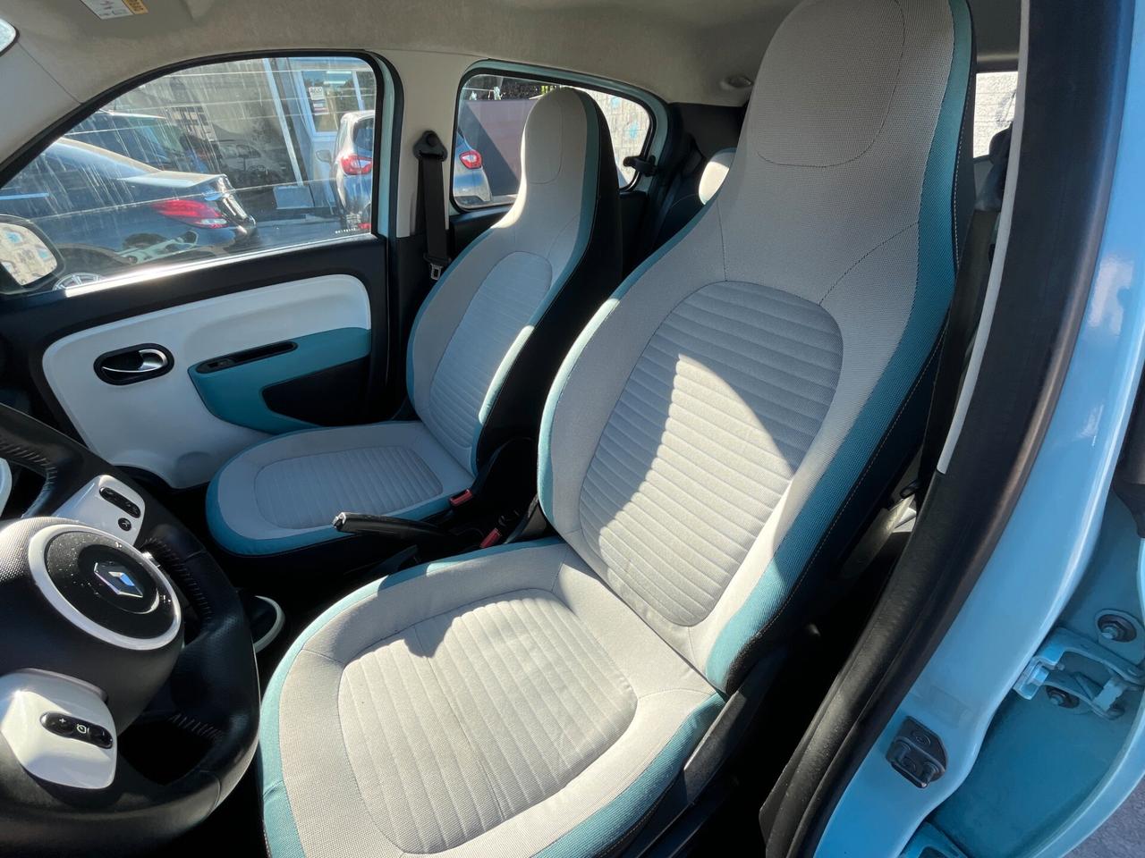 Renault Twingo 1.0 SCe Live INTENS