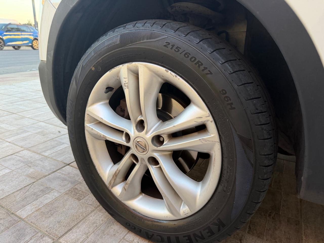 Nissan Qashqai 1.6 dCi Acenta 2012