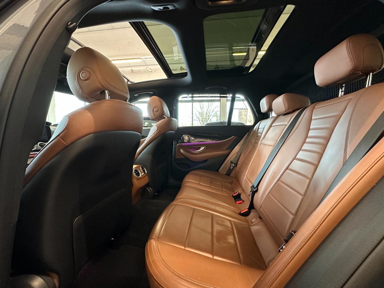 MERCEDES E 220 SW d PREMIUM PLUS AMG LUCI AMBIENTE*TETTO*CARPLAY