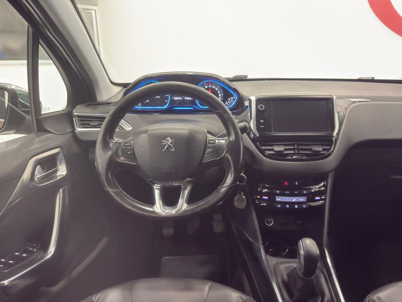 Peugeot 2008 1.2 VTi 82CV Allure