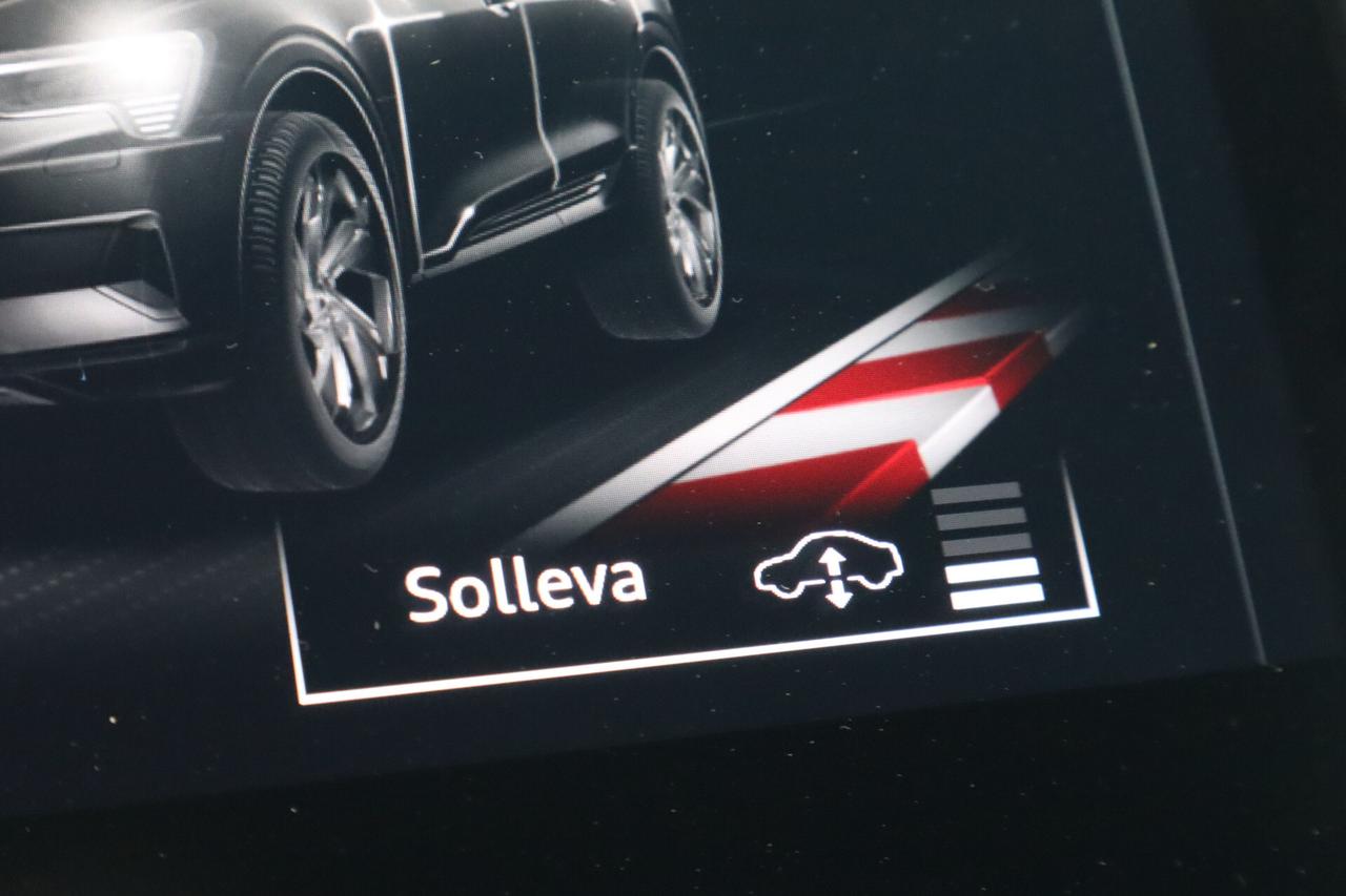 E Tron 55 408CV S-LINE QUATTRO HUD 360° MATRIX 21"