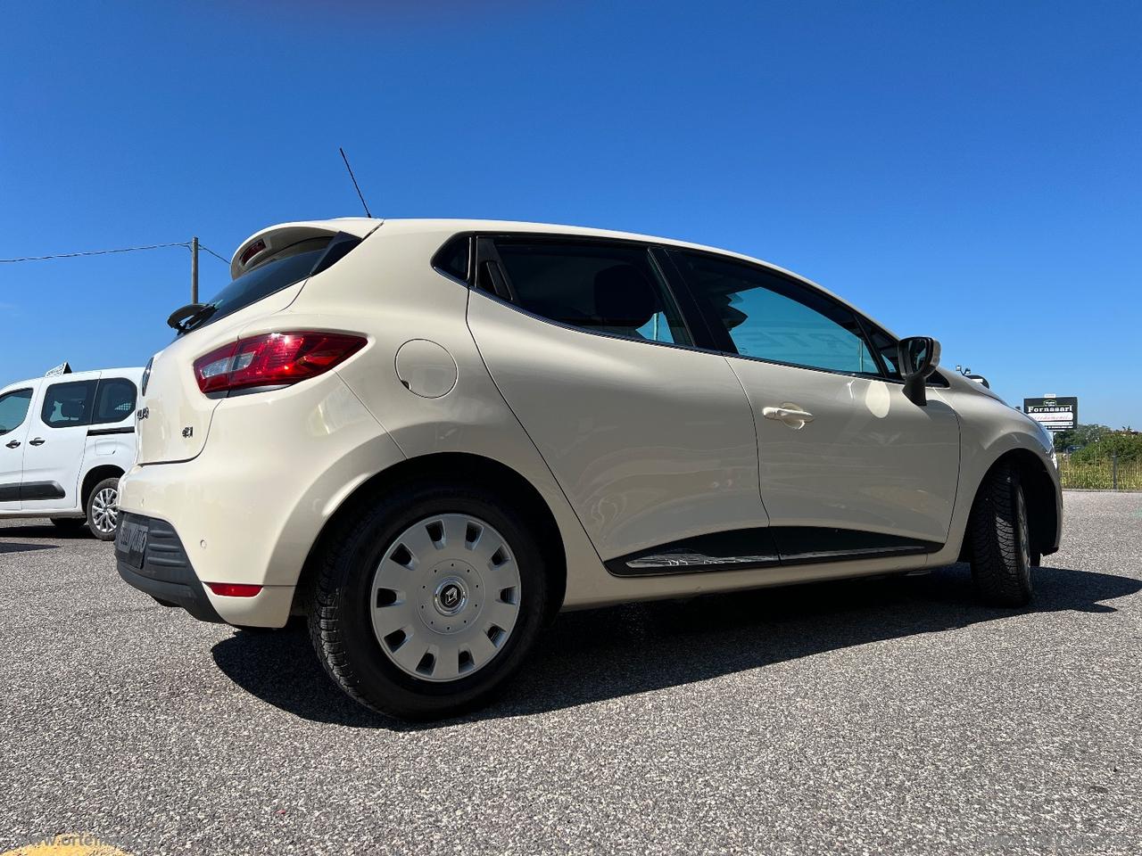 RENAULT Clio 1.5 dCi 8V 75CV S&S ENERGY ZEN N1 AUTOCARRO +IVA