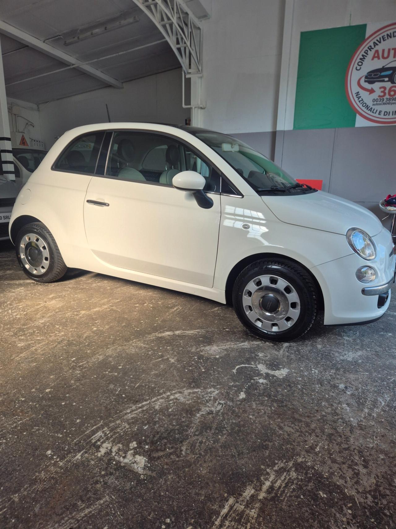 Fiat 500 1.2 benzina tetto panoramico neo patentati