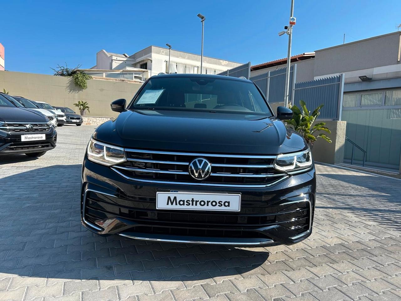 Volkswagen Tiguan 2.0 TDI 150 CV SCR DSG R-Line