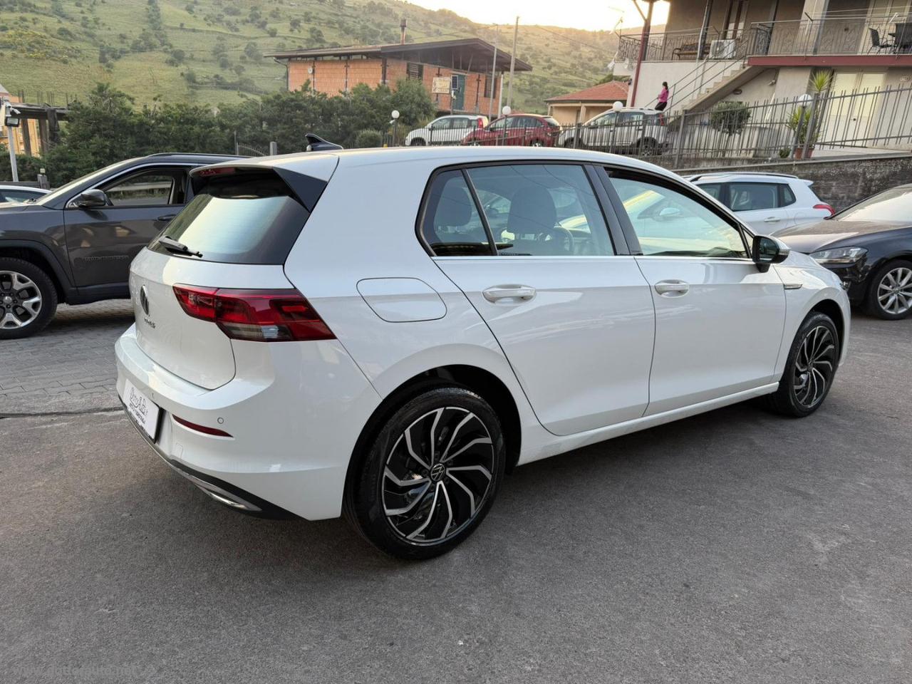 VOLKSWAGEN Golf 2.0 TDI DSG SCR Style