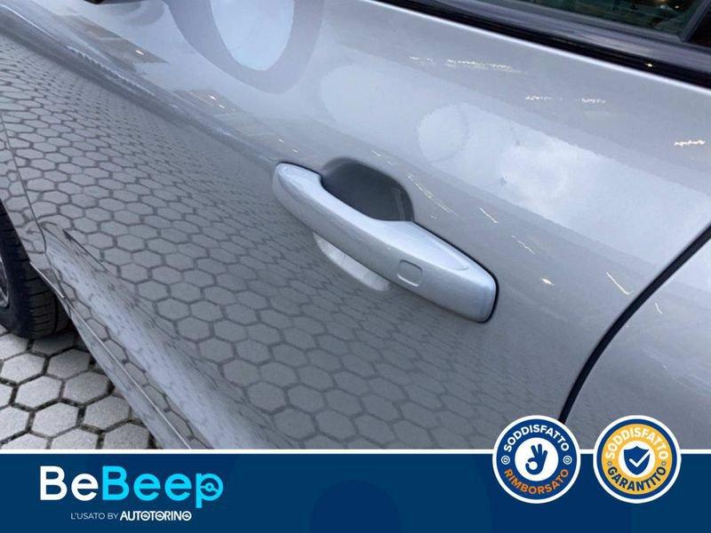 Volvo XC60 2.0 B4 PLUS DARK AUTO