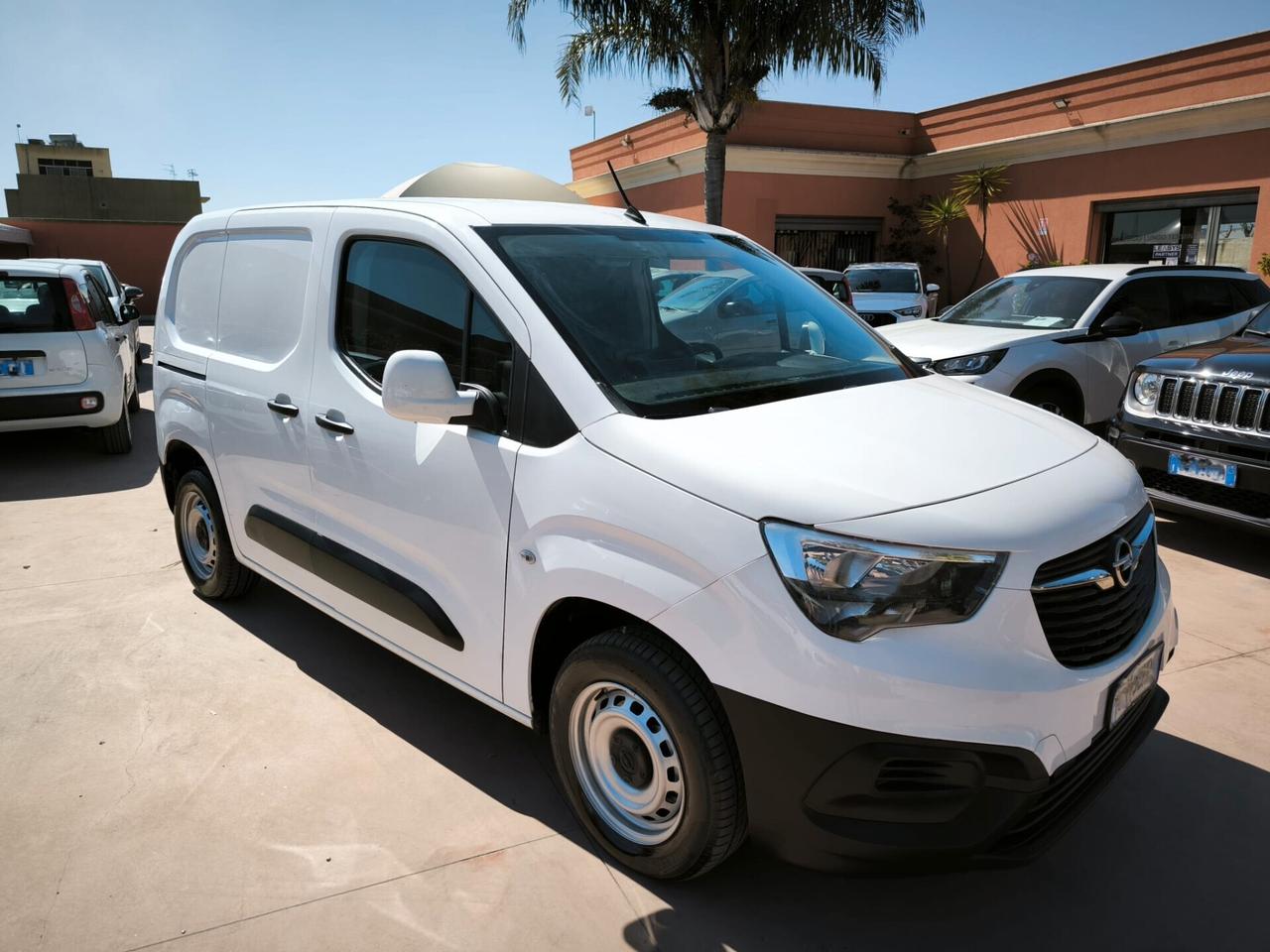 Opel Combo Cargo 1.5 Diesel PC 650kg