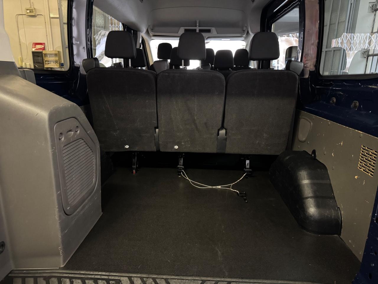 Ford Transit 330 2.0TDCi EcoBlue 130CV PM-TM Combi Trend