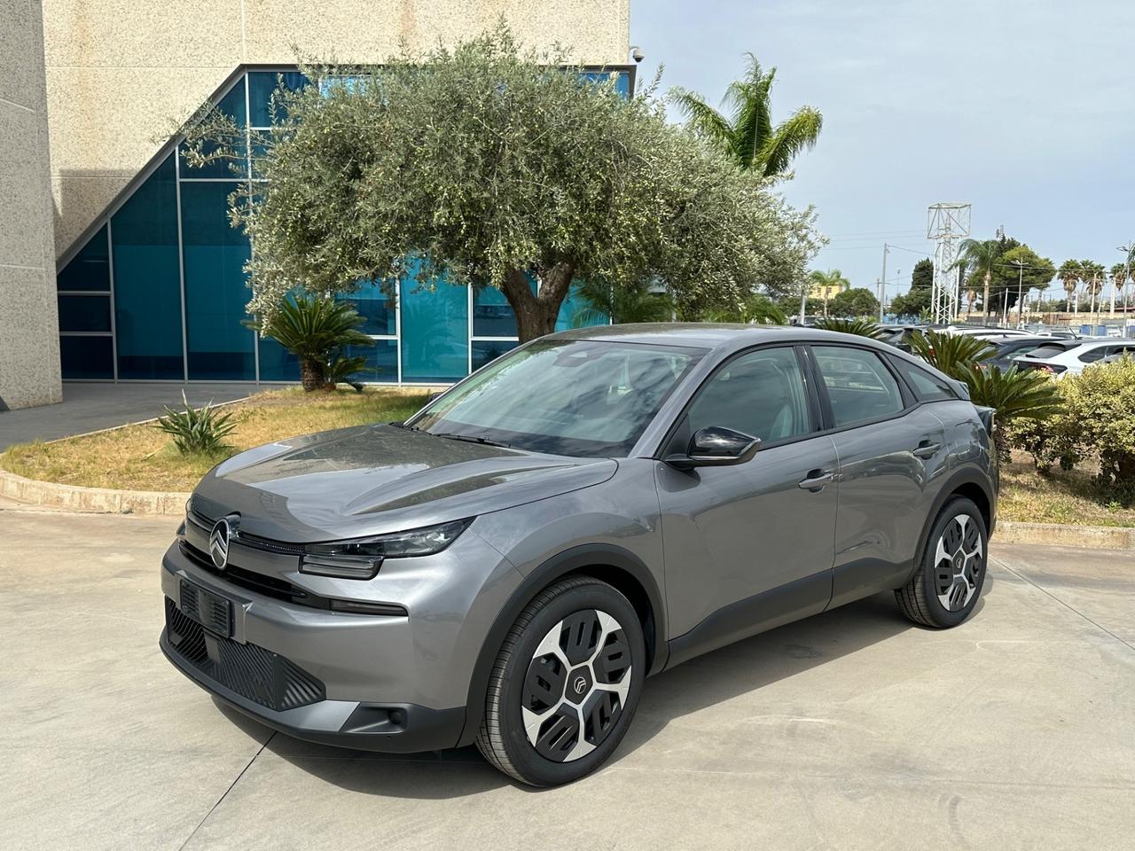 Citroen C4 1.2 Plus 145cv possibilità noleggio no scoring