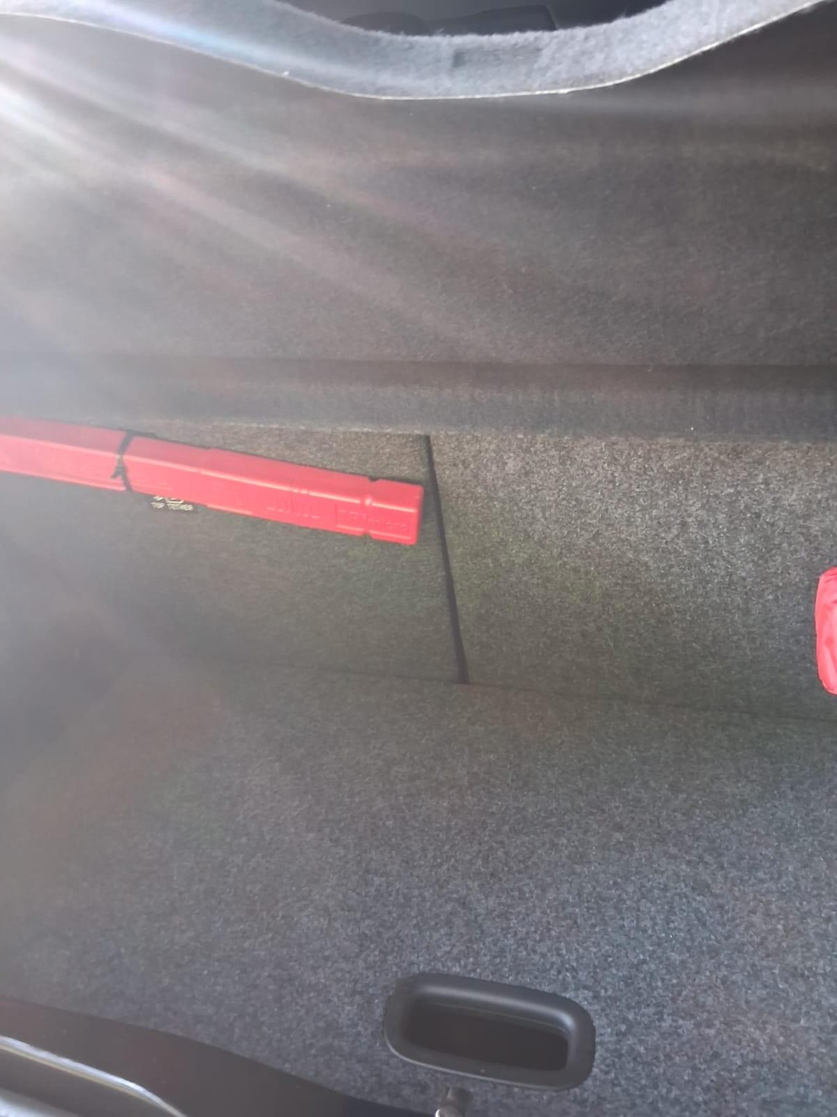 Volkswagen up! 1.0 5p. modello active