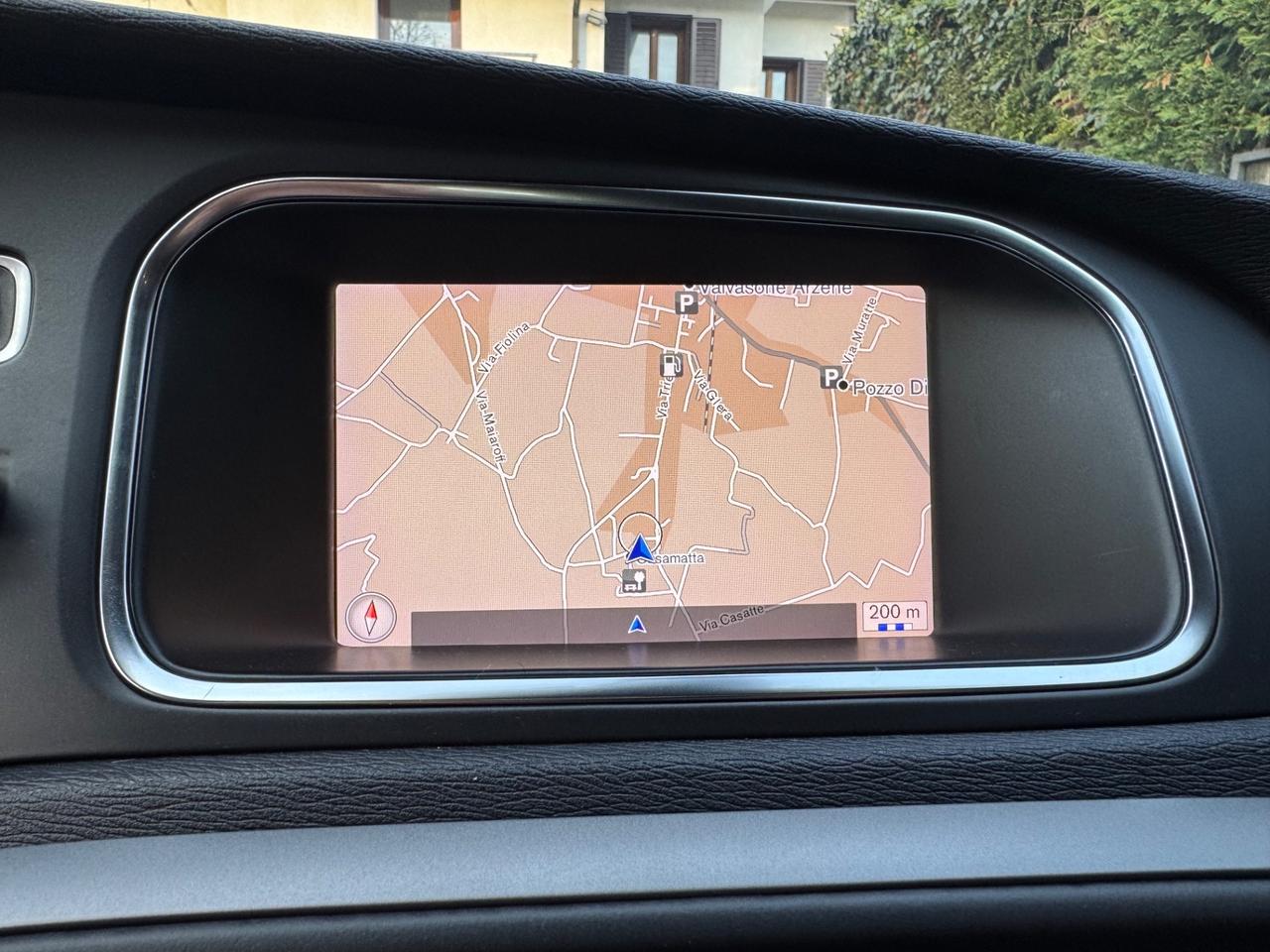 Volvo V40 D2 Geartronic Business Plus