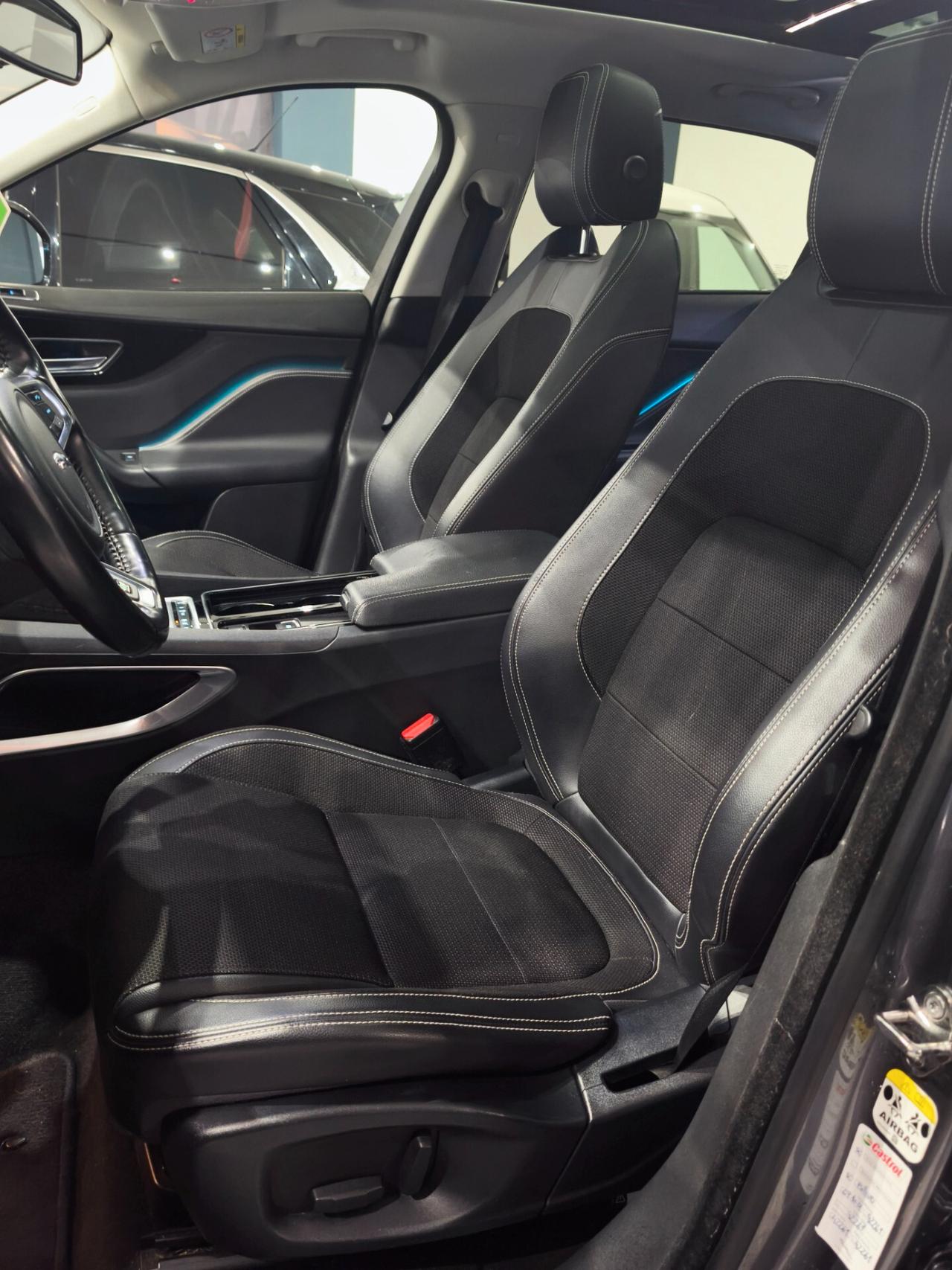 Jaguar F-Pace 2.0 D 180 CV AWD aut. R-SPORT 2018