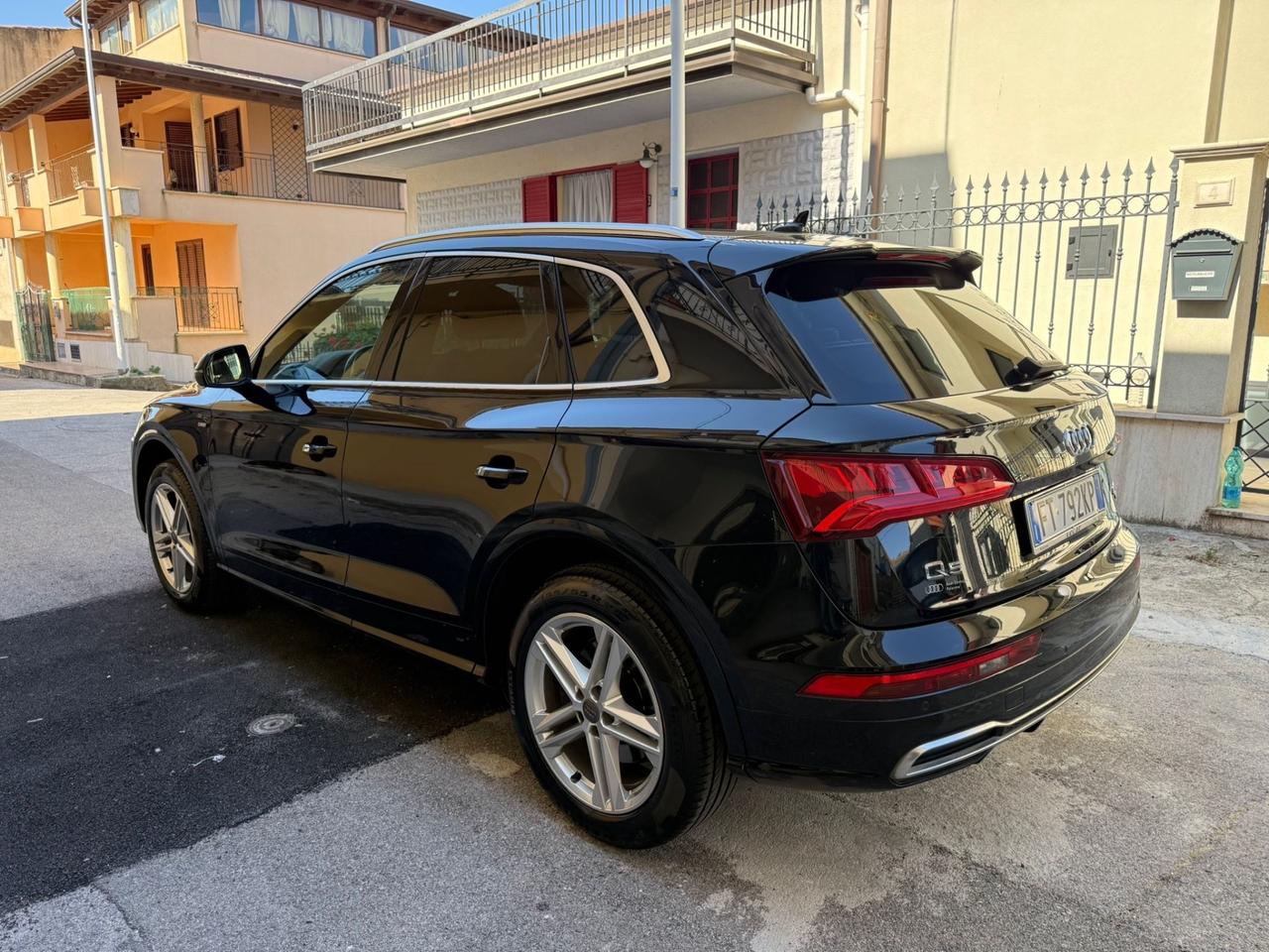 Audi Q5 40 TDI quattro S tronic line plus