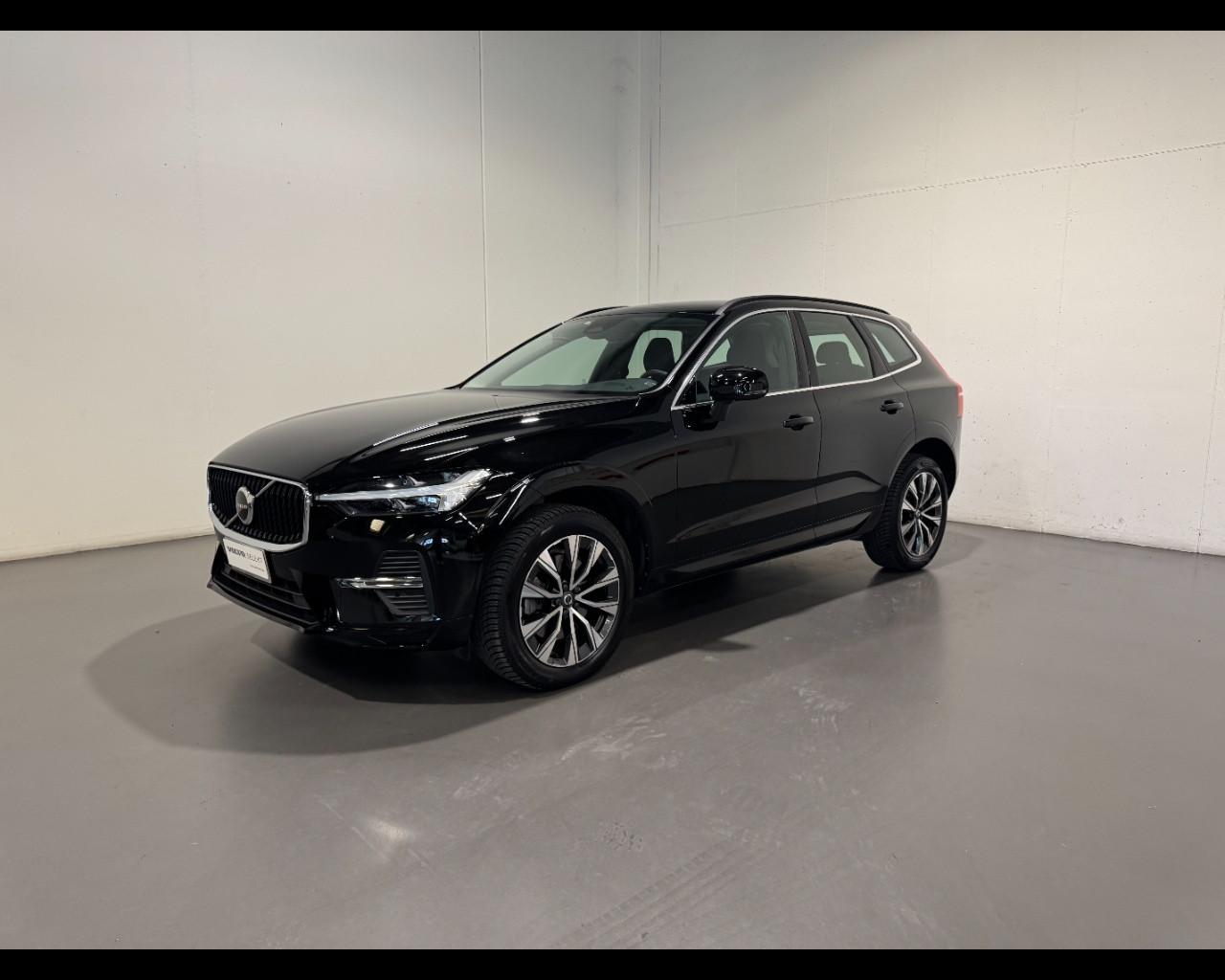 VOLVO XC60 B4 MOMENTUM PRO AUTO