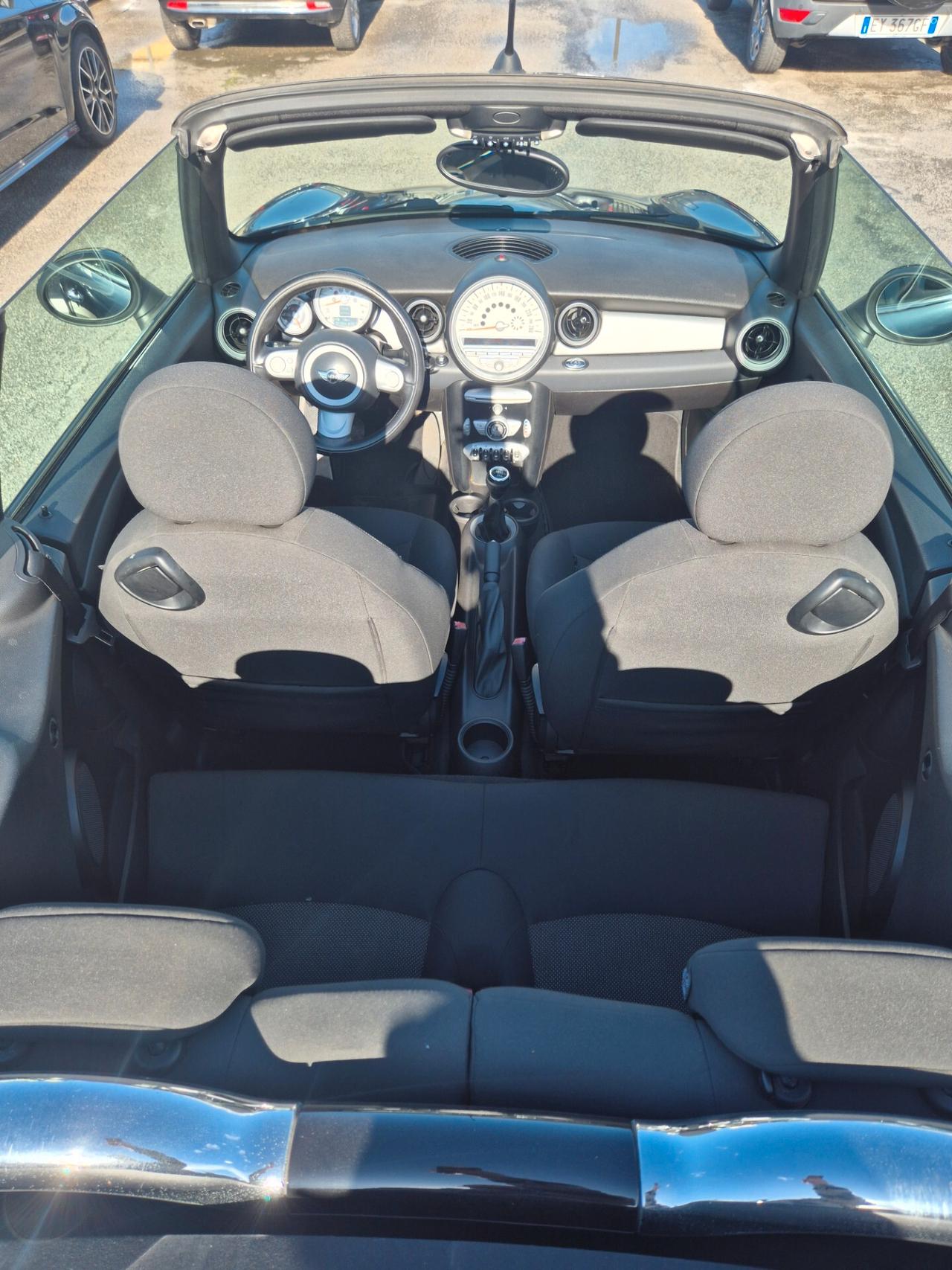 Mini 1.6 Cooper Cabrio