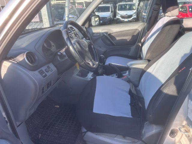TOYOTA RAV 4 2.0 D-4D 115CV 5 porte