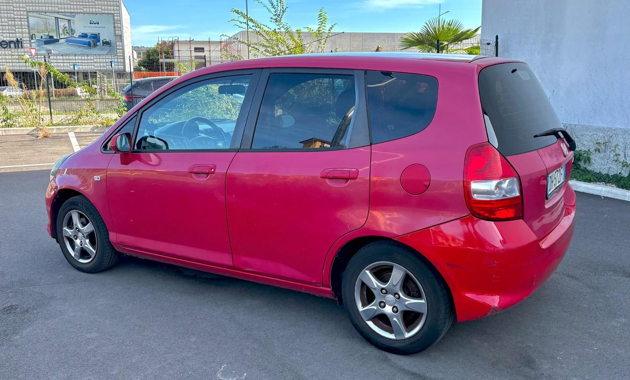 Honda Jazz 1.2 benzina 77cv si neo patentati
