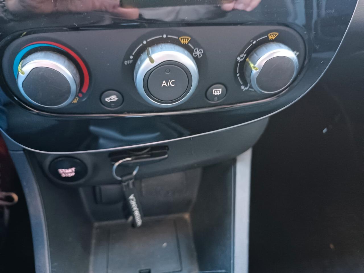 Renault Clio dCi 8V 75 CV 5 porte Moschino Life AUTOCARRO 4 POSTI