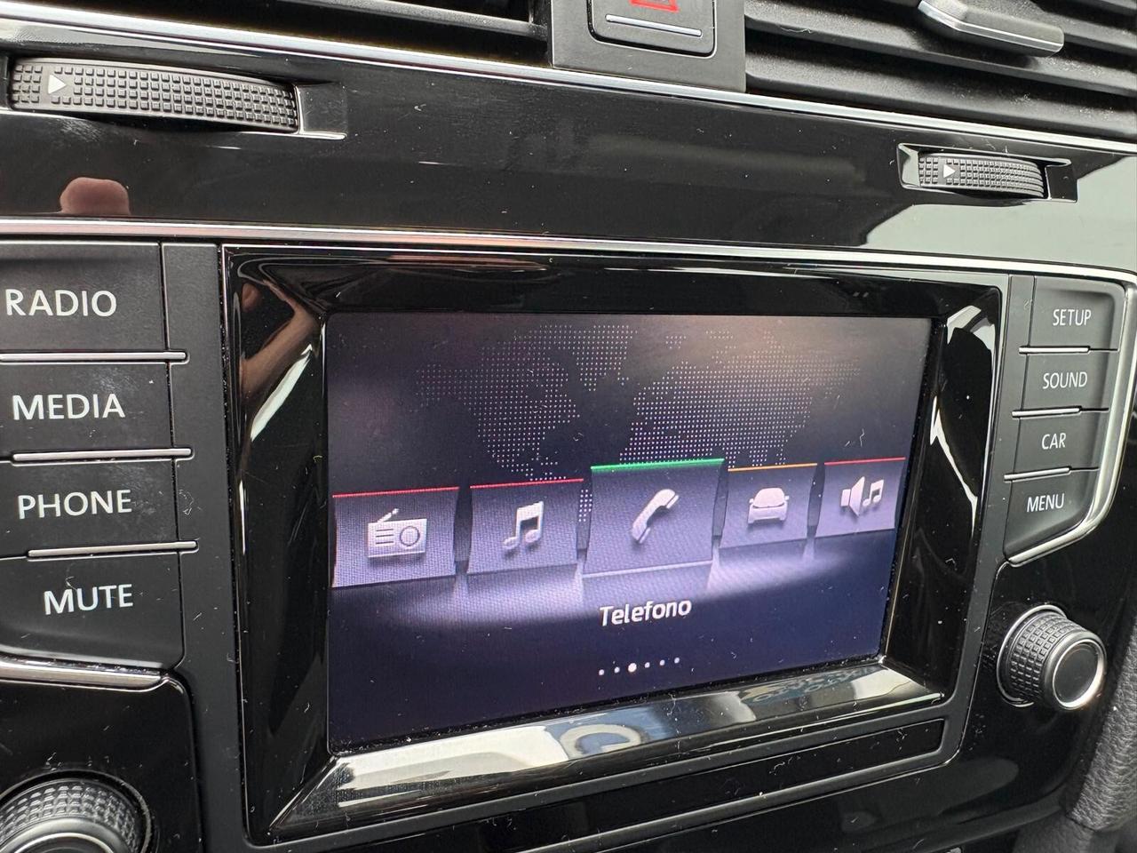 Volkswagen Golf HIGHLINE 1.6 TDI 5p. BMT UNICO PR.