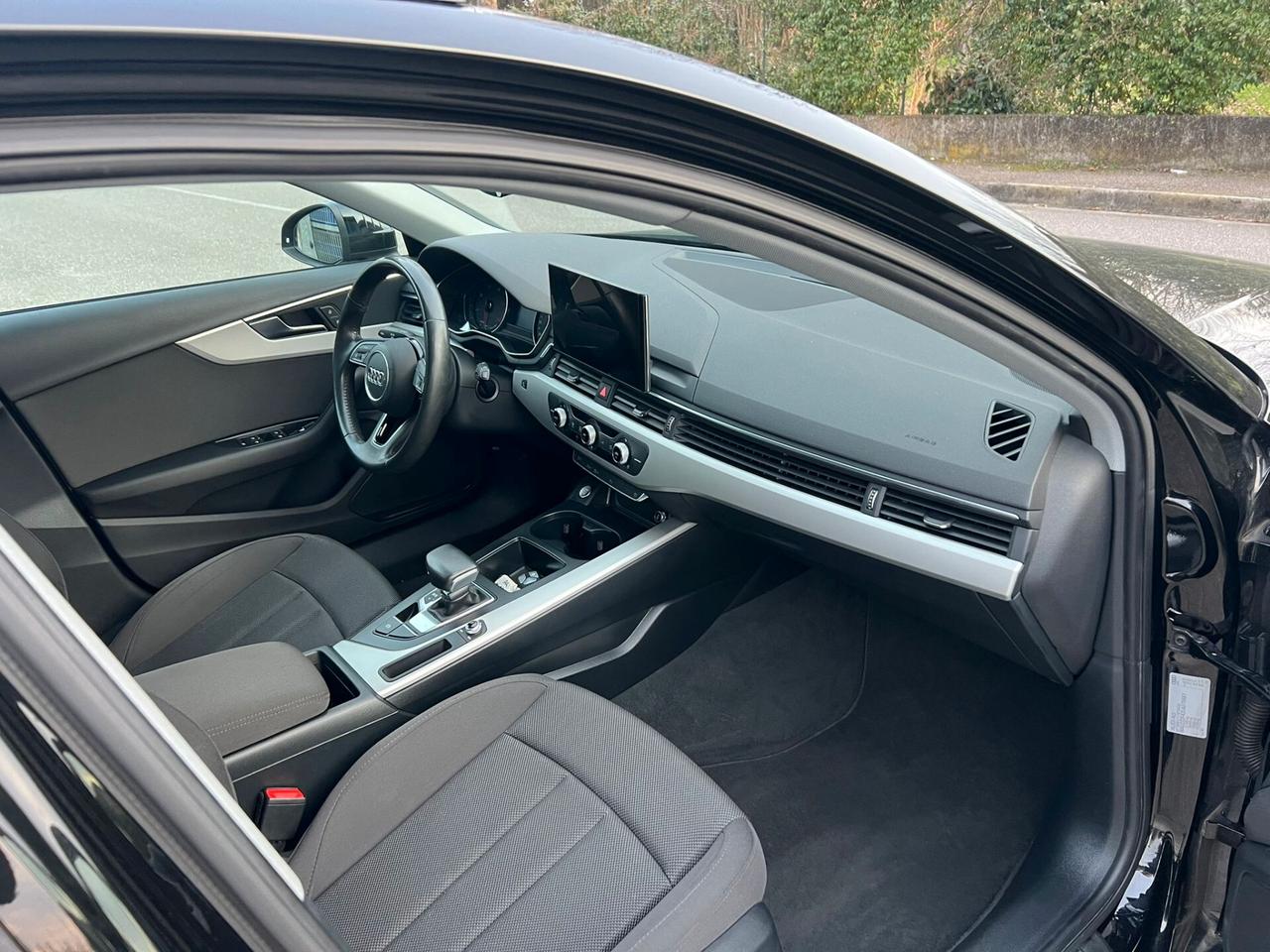 Audi A4 Avant 35 TDI S tronic Business