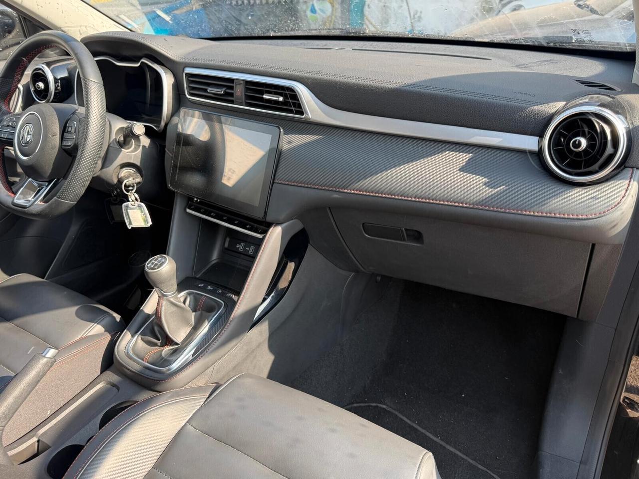 MG ZS 2024 1.5 BENZINA 106CV LUXURY