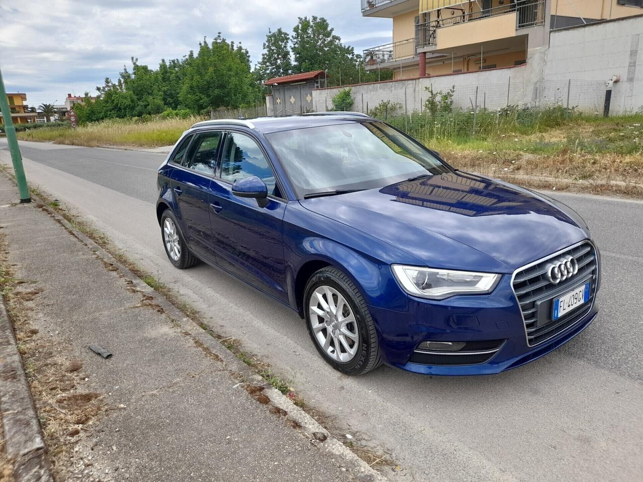 Audi A3 SPB 1.6 TDI diesel S tronic Attraction Nuo