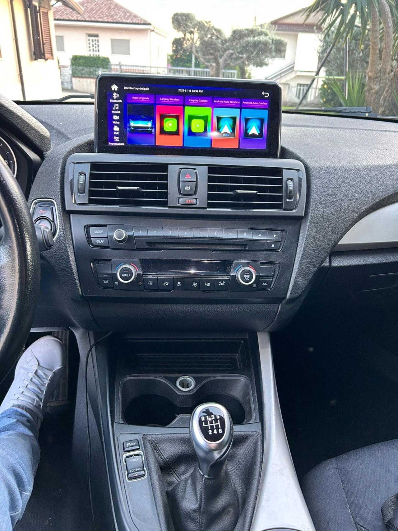 Bmw 116 116d 5p. Unique